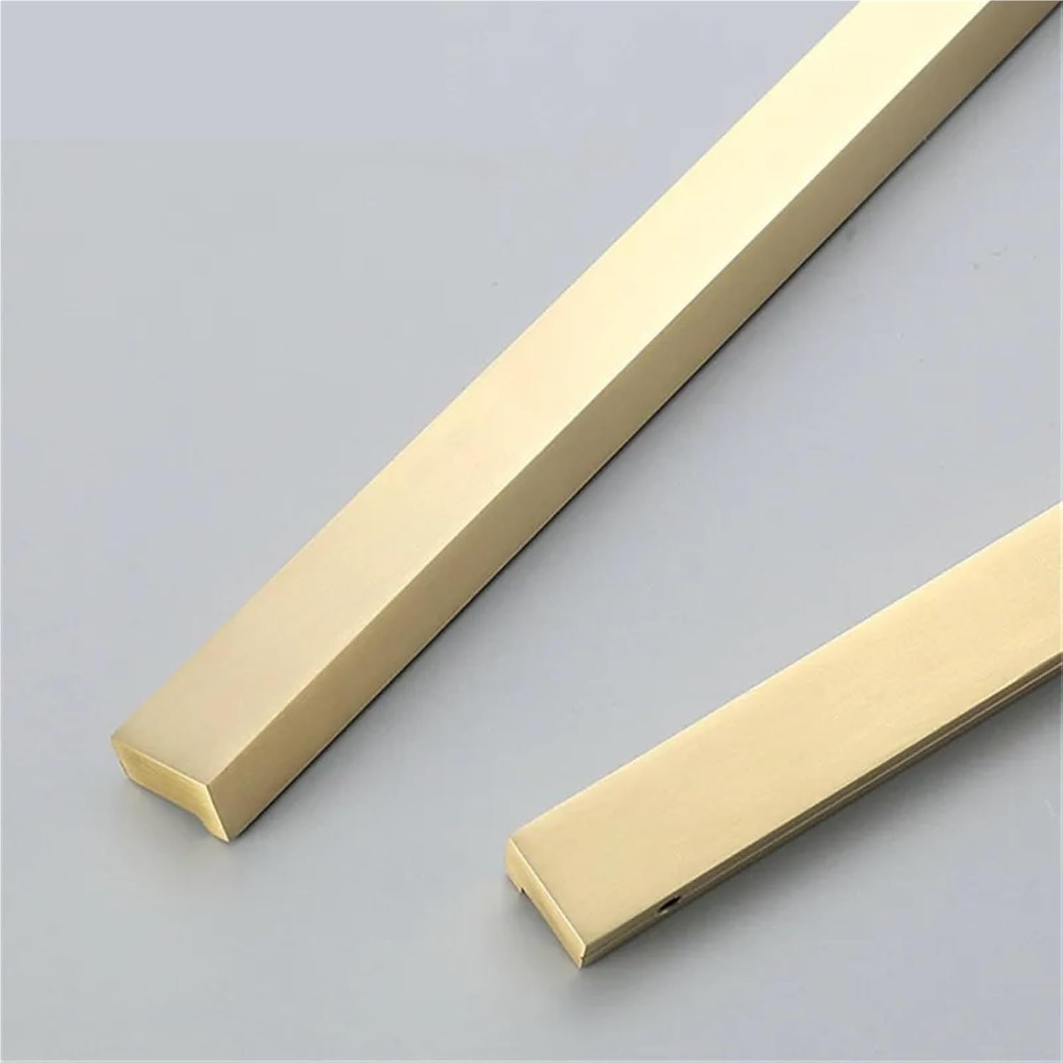 Minimalist I-Shaped Solid Brass Handle Golden Cabinet Door Handle Wardrobe Drawer Pulls Furniture Handles Hardware 1Pcs(Pitch Size 200mm)