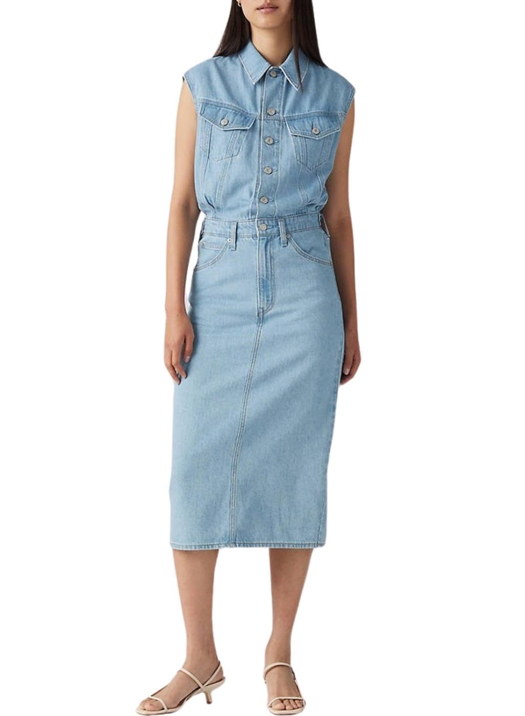 Iconic Sleeveless Dress Wrapped In Blue