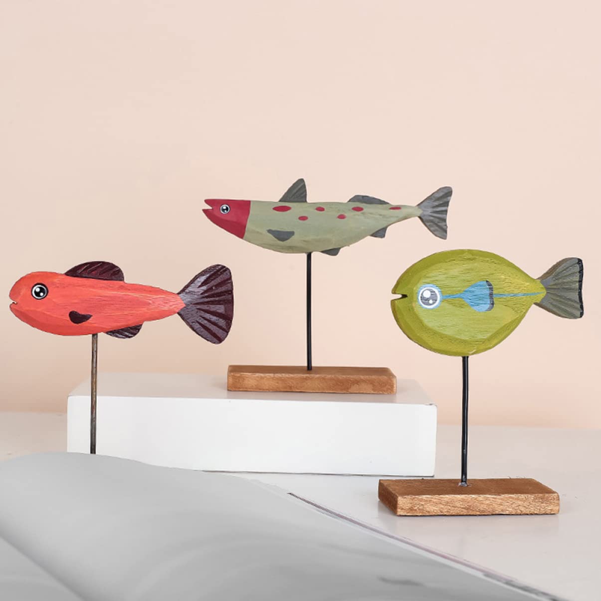 木製　魚の彫刻 約30cm Amazon.co.jp: Veemoon スタンド上の魚の彫刻 ヴィンテージ装飾 木製