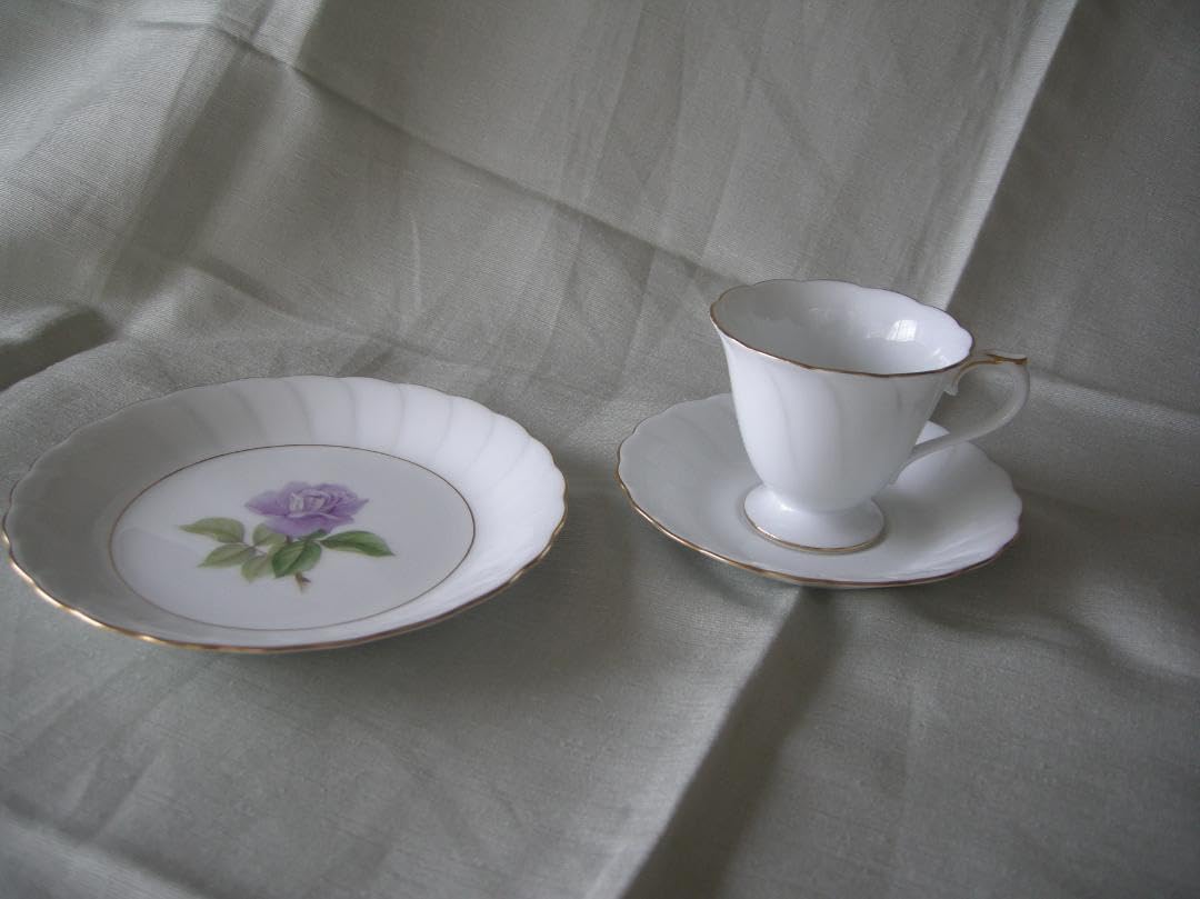 ☆美品手描き☆大倉陶園 ばらルリ金彩飾り皿 67h⁄9466(