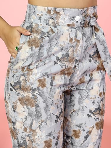 Image of OOMPH! Crepe Cropped Pants for Women
