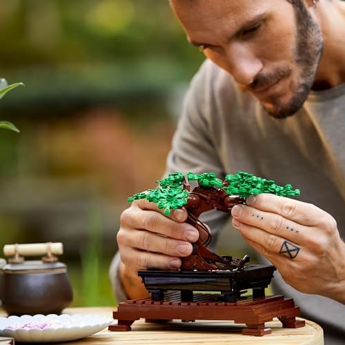 LEGO Icons Creator Expert, Drzewko Bonsai, Dekoracja do Domu, Kreatywne Klocki Konstrukcyjne, Zestaw dla Dorosłych, Pomysł na Prezent, 10281