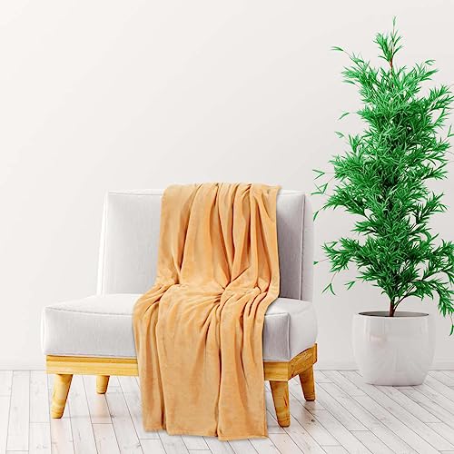 QUAHEAS Manta amarilla 150 x 200 cm de poliéster suave y esponjosa como colcha y manta para sofá, cama, salón, dormitorio, todo el año, transpirable y cálida