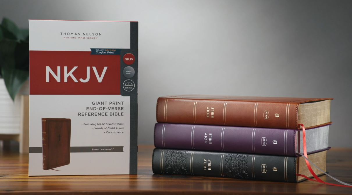 Image of NKJV Giant Print End-of-Verse Reference Bible, Brown Leathersoft, Red Letter, Comfort Print: Holy Bible