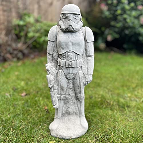 ONEFOLD - STAR WARS Stormtrooper Stone Garden Ornament GARDEN STATUE HAND CAST STONE Figurine | Frost Proof Patio Home Decor