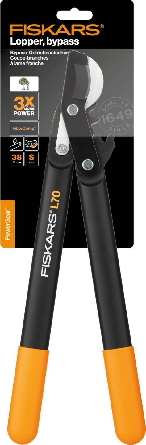 Fiskars Podadera con Cuchilla Bypass para Madera Verde, Sistema Cremallera PowerGear, Diámetro Corte 3.8 cm, Cuchillas Acero Templado Antiadherente, Longitud 45 cm, Negro y Naranja, L70, 1002104