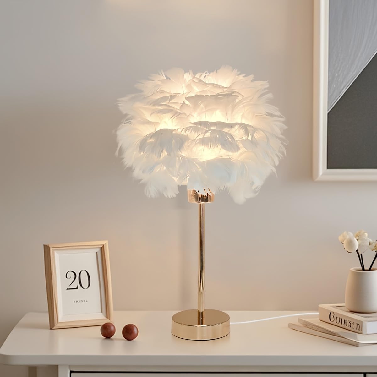 KUOP Lampe Federn Nachttischlampe Feder Tischleuchte E27 Schlaflicht Kinder Nachtlicht Warmweiß Federlampe Künstliche Federn Flauschige Gold Dekolampe für Schlafzimmer Wohnzimmer, 35cm x 47cm