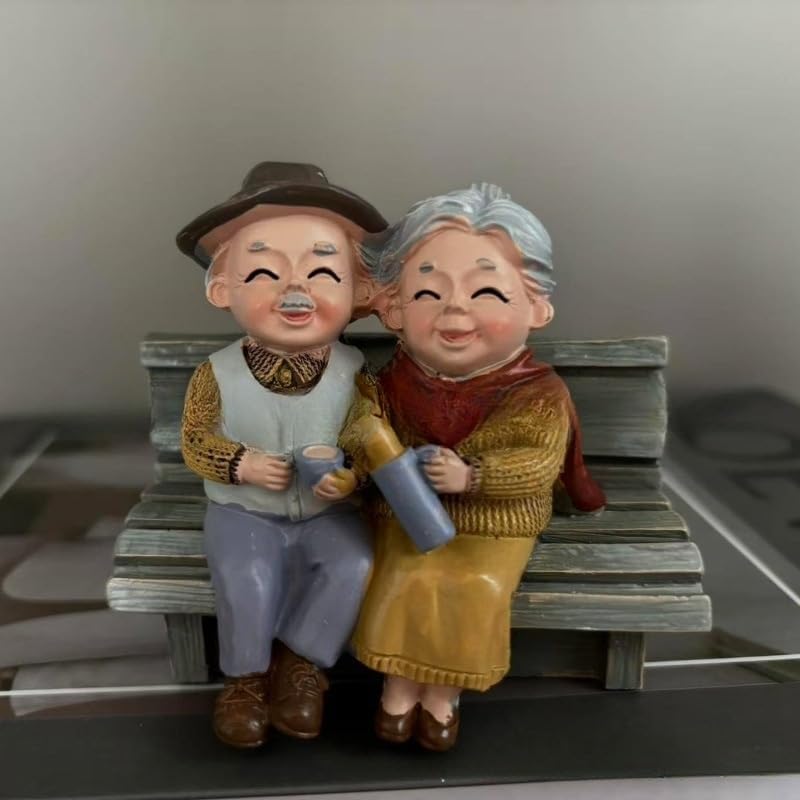 Acxico 1PCS Charming Elderly Couple Statue, Resin Art Decor for Home, Versatile Room Accent, Suitable for Valentine's Day & Christmas Settings image 4