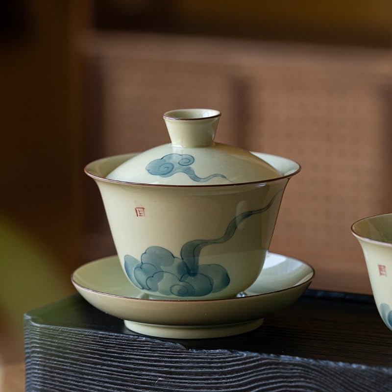 Infusore per il Tè Tazza da caffè da viaggio dipinta a mano blu e bianca con nuvola di buon auspicio coperta in ceramica grande antiscottatura tazza da tè retrò sotto smalto colorato tazza da tè Tazze