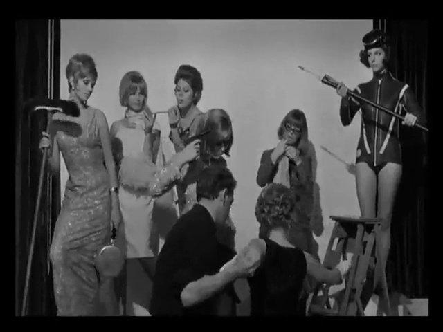 Amazon.com: In The French Style : Jack Hedley, Jean Seberg
