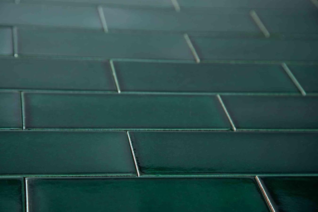 Cerames Azulejos de mosaico verde verde brillante verde - mosaico de cerámica mexicana Talavera, México azulejos para cocina, baño, pared posterior de la cocina Un paquete de 35 azulejos verde oscuro