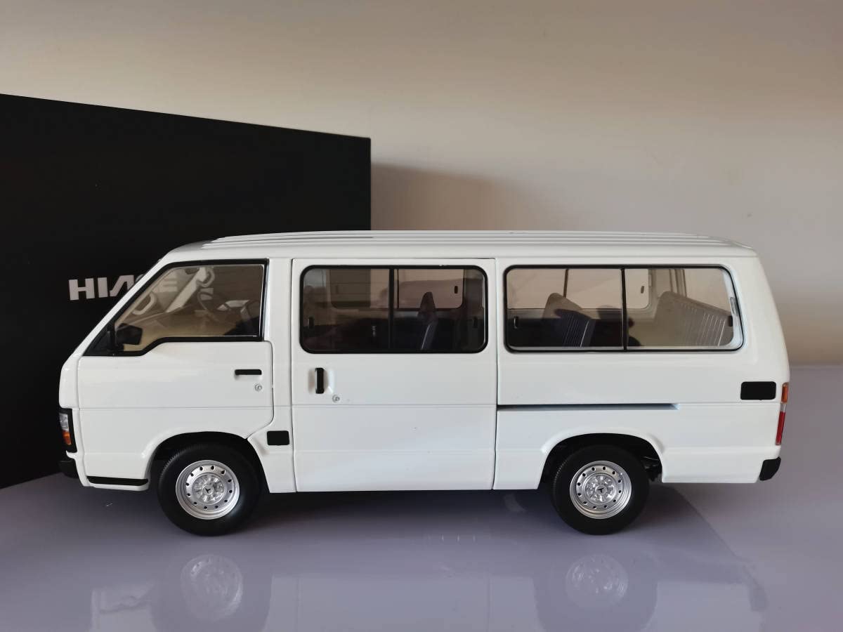 Amazon | 1/18 ミニカー ハイエース HIACE 三代目 YH50 | ミニカー