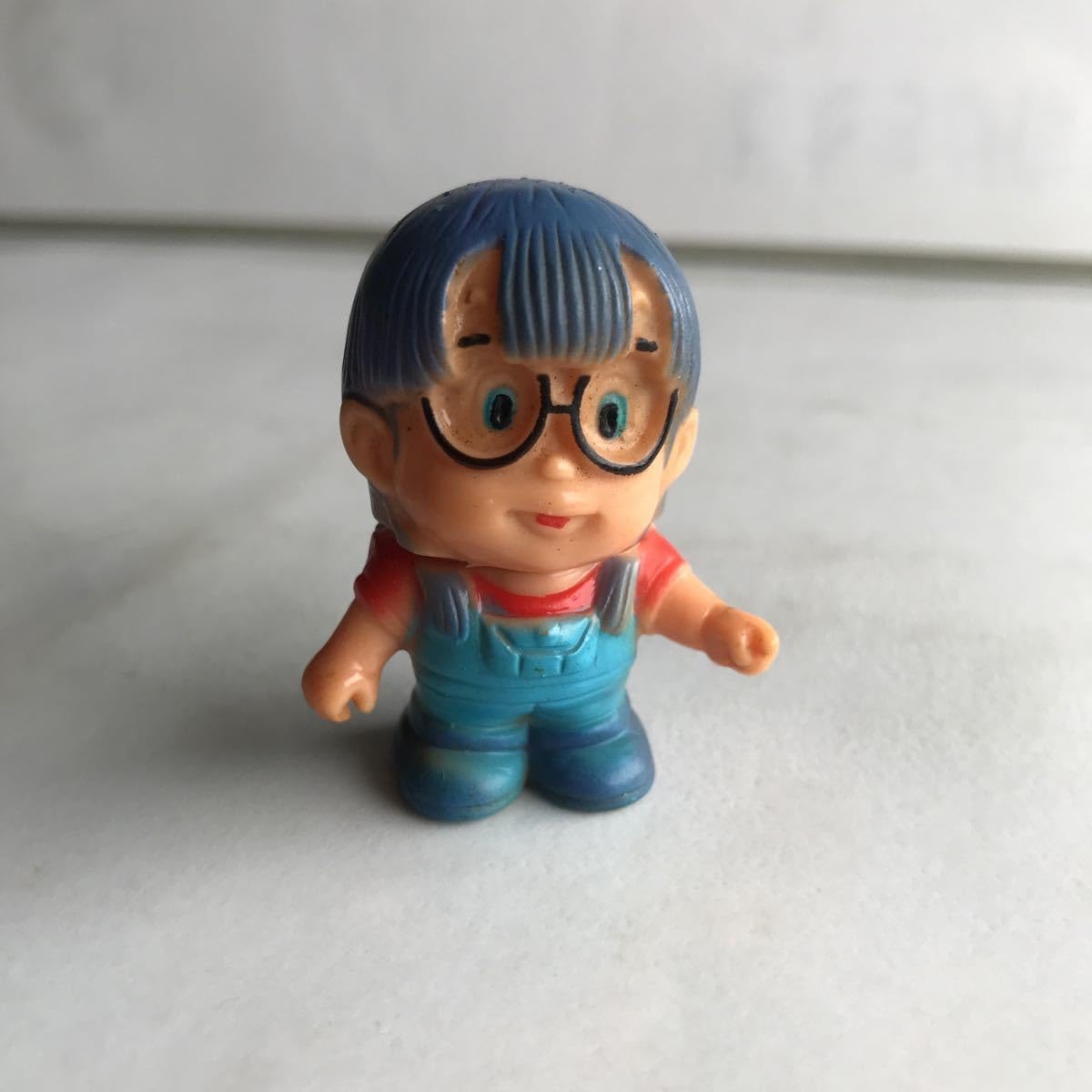 Amazon.co.jp: □約40年前ドクタースランプ アラレちゃん ソフビ 
