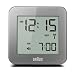 Produktbild Braun Digitaler multiregionaler Funkwecker mit Schlummerfunktion, LC-Display, Schnelleinstellfunktion, Alarmfunktion, in Grau, Modell BNC009GY-RC