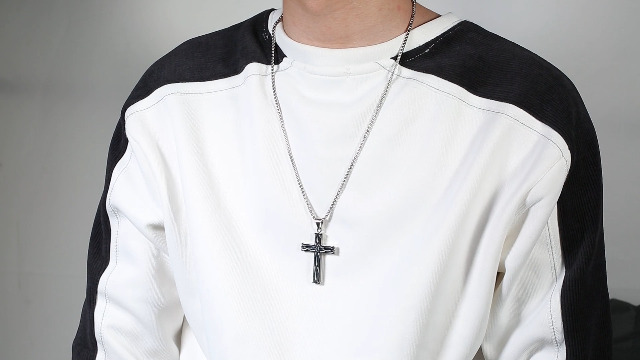 HZMAN Men's Stainless Steel Infinity Celtic Cross Irish Knot