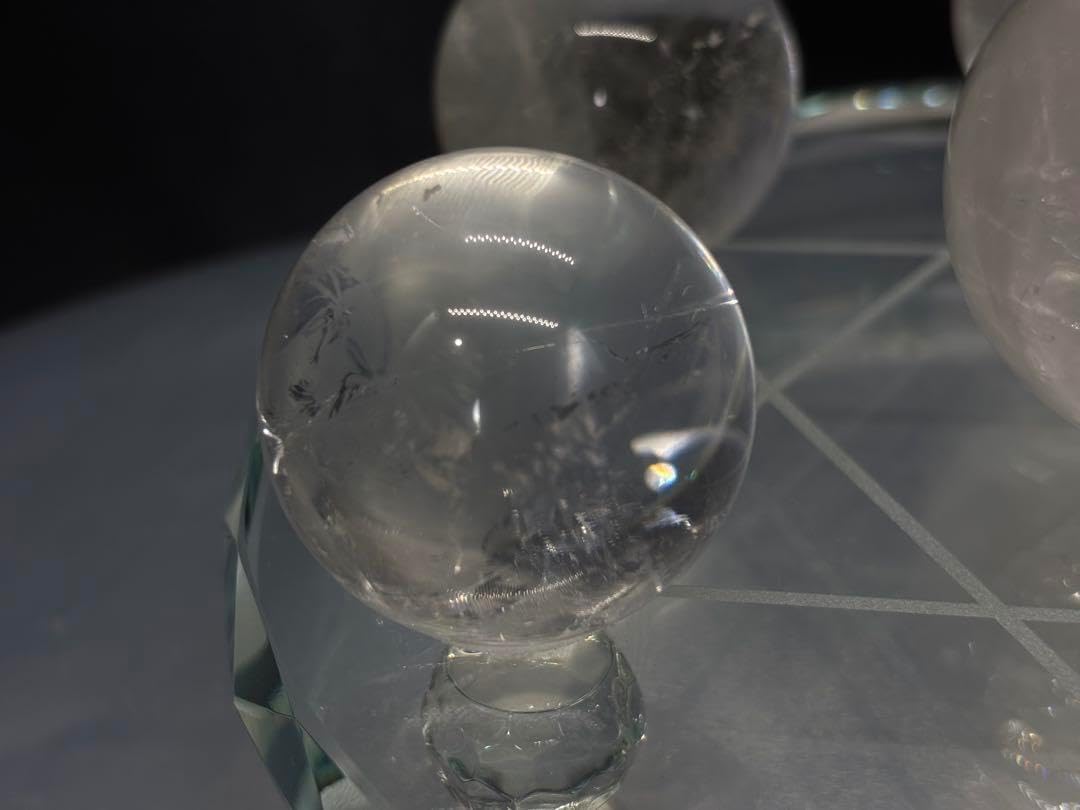 超貴重超特大水晶玉台座付き