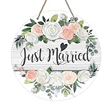 Deroro Just Married Rose Flower Front Door Sign, Floral Wood Door Hanger Outdoor Porch Bridal Shower Decor for New Couple, Engagement Anniversary Wedding Wooden Wreath Indoor Wall Hanging Decoration