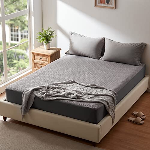 Hanherry 100% Waterproof Mattress Protector King Size - Grey, Mattress Cover 3D Air Fabric Cooling Mattress Pad Cover Smooth Soft Breathable Noiseless, 8''-21'' Deep Pocket