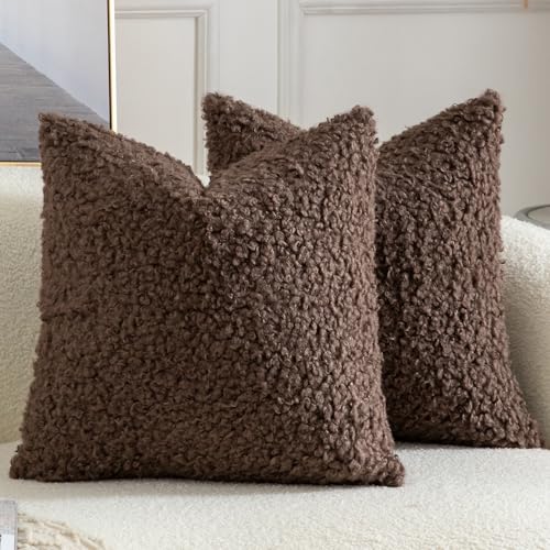 Yaertun Lot de 2 Housses de Coussin Décorative en Fausse Fourrure Taie d'oreiller en Sherpa Bouclé Douces et Duveteuses Coussin pour Canapé Sofa Lit et...