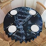 Design fonctionnel et élégant : cette nappe en tissu de style rustique allie fonctionnalité et style. Le bord décoratif et le design moderne s'adaptent à n'importe quelle table ronde ou ovale jusqu'à 152 cm de diamètre. Il protège non seulement votre table contre les déversements, les rayures et les taches, mais lui donne également un nouveau look. Le beau motif se marie avec n'importe quel décor, créant une atmosphère chaleureuse et lumineuse