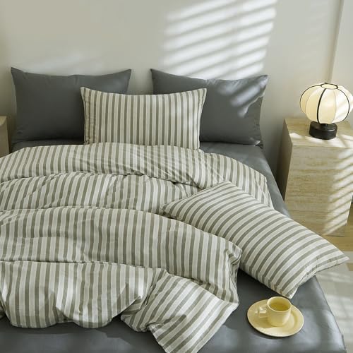 Image of LifeTB Full Size Comforter Set Grey Striped Comforter Set, 3 Pieces Retro Stripes Pattern Printed Comforter with 2 Pillowcases, Fluffy Soft Lightweight Breathable Striped Bedding Set for All Seasons