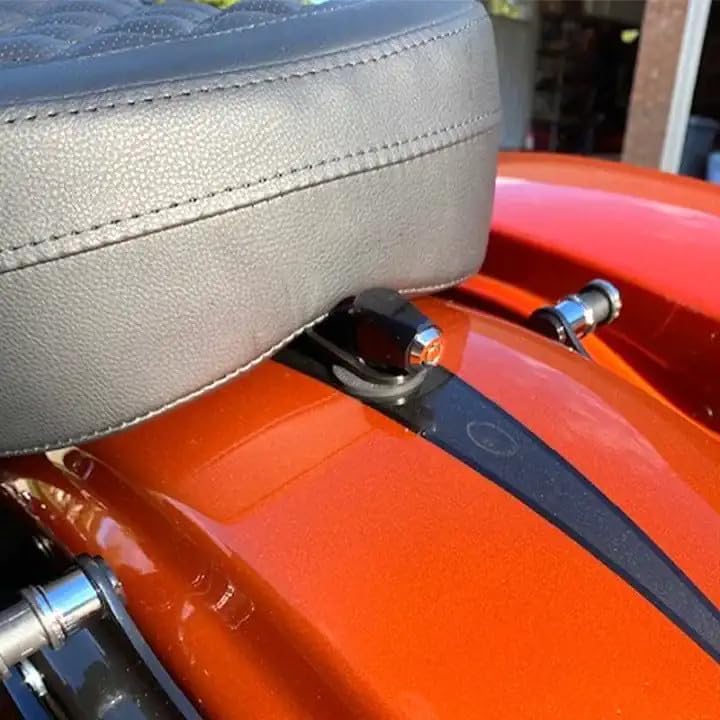 Robert Becker Design SEAT-LOX (Blue)