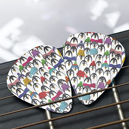Lot de 12 médiators en forme de pingouins dans des chapeaux et écharpes colorés pour guitare acoustique électrique - Les Beatles, Paul McCartney, John Lennon, RIngo Starr, George Harrison Lot de 12 médiators en forme de pingouins dans des chapeaux et écharpes colorés pour guitare acoustique électrique – Image 8