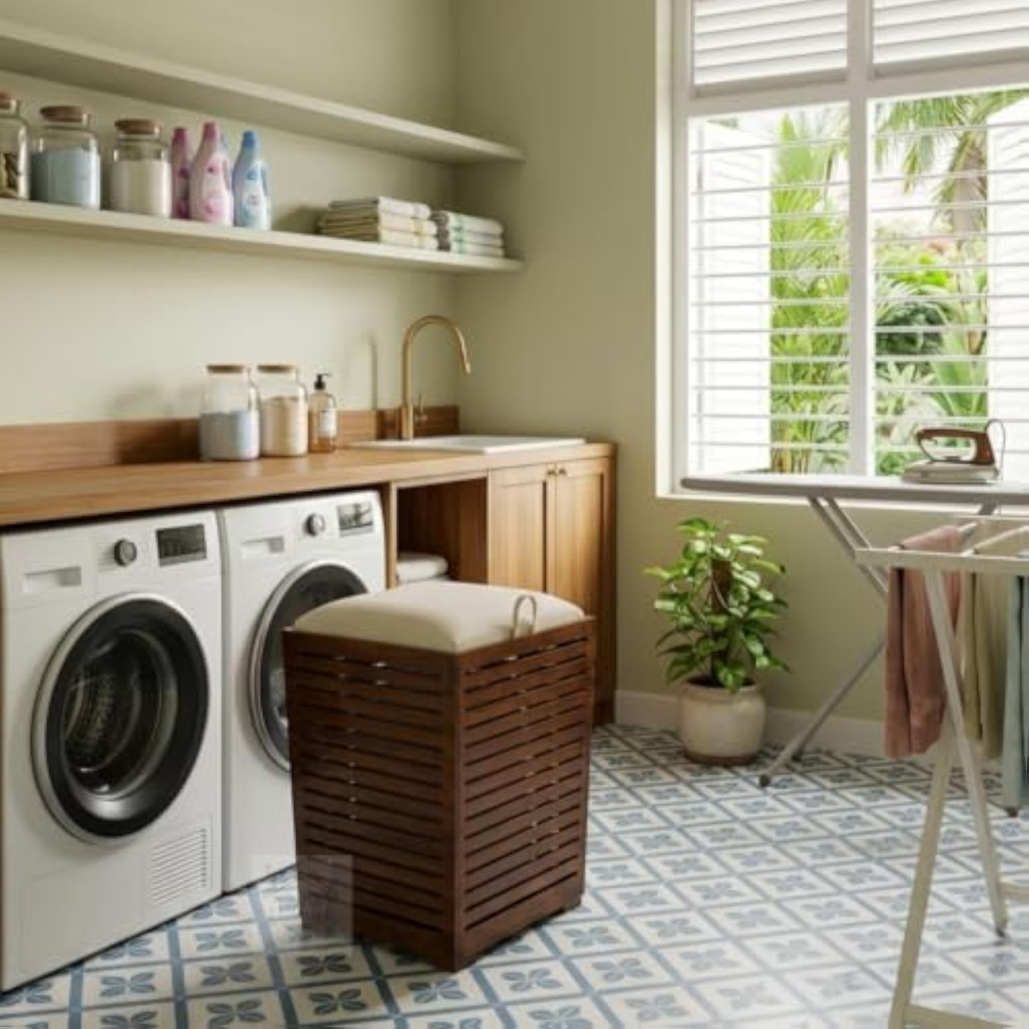 Solid Rubber Wood Slatted Laundry Hamper with Lid