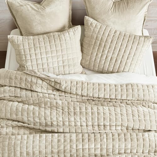 RECYCO Luxury Velvet Quilt Set King Size Bedding Sets, Ultra Soft Velvet Comforter Set, Lightweight Channel Box Stitch Oversized Bedspread Coverlet for All Season, with 2 Shams, Beige - Image 4
