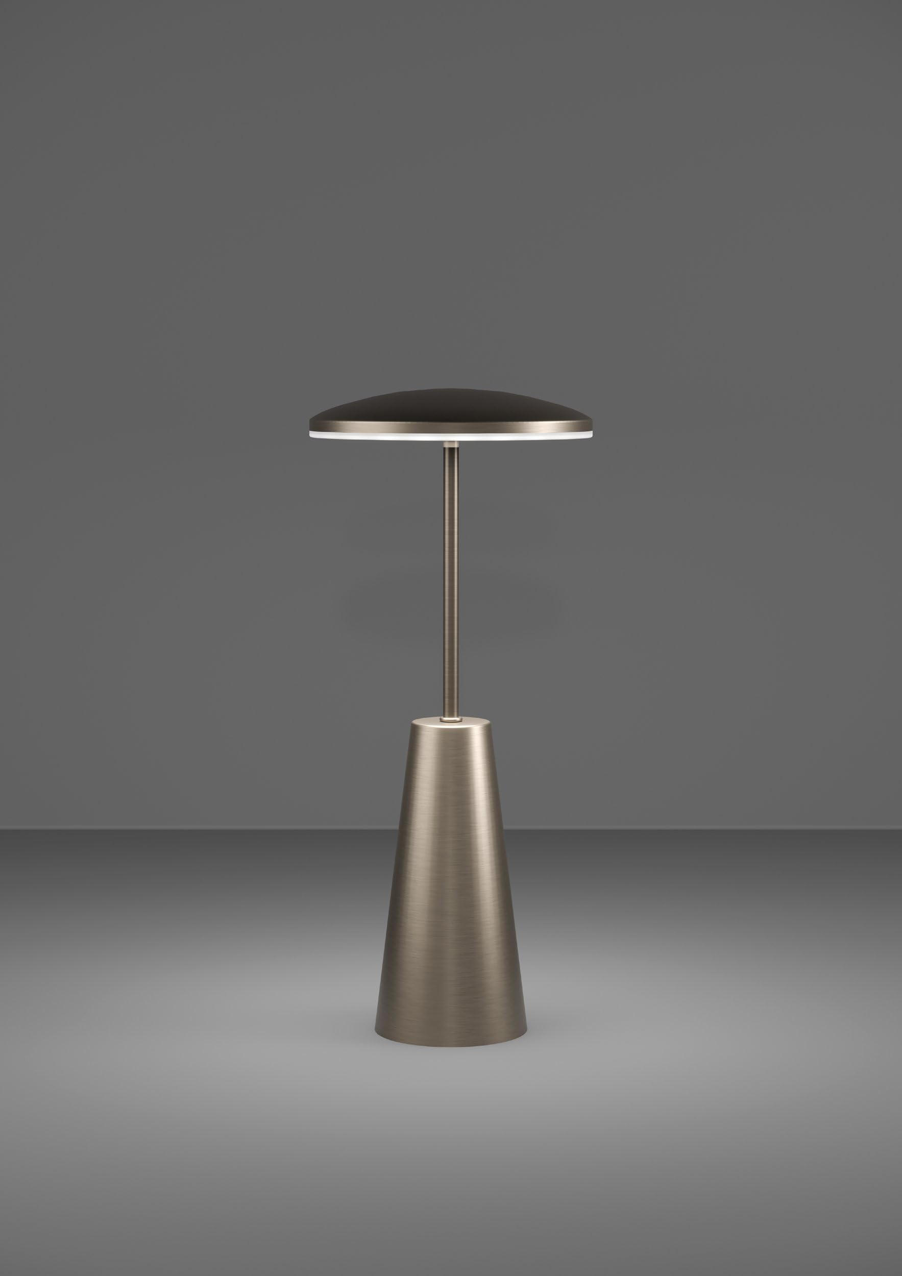 EGLO LED Außen-Tischlampe Piccola touch dimmbare | Nachttischlampe mit einstellbarer Lichtfarbe, Outdoor Tischleuchte aus Metall in Bronze, Lampe für Balkon und Terrasse, IP54