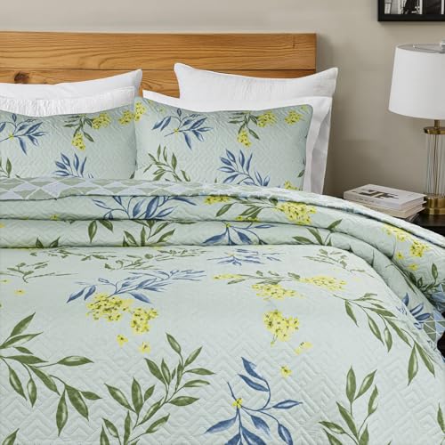 Image of SANMARINO Solid 100% Cotton Bedspread Set - 280 TC, Ultrasonic Quilted, Soft & Lightweight, King Size (90x100 in /254x228 cm),Coverlet with 2 Pillow Cases, Stitch-Free Design, Color-Mint Green