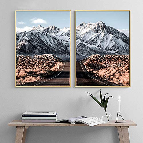 Peinture Nordique Mystery Lady pour habiller un grand mur de salon de façon moderne 60x80cm