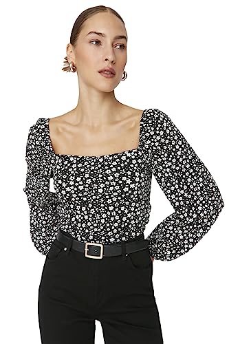 ترنديول بلوزة محبوكة للنساء من الكريب برقبة مربعة ونمط مشجر بلون اسود TWOAW22BZ0254، اسود، مقاس L