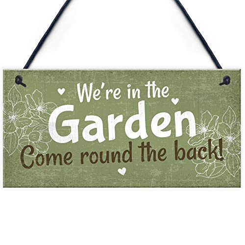 Red Ocean Were In The Garden Front Door Plaque Summer House Sign Garden Shed Mum Nan Friend Gifts