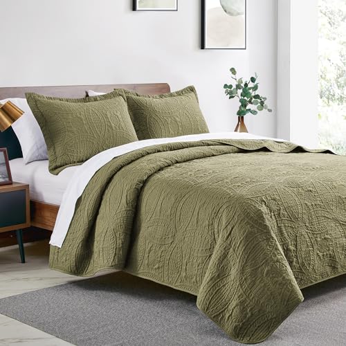 Love's cabin Quilts for Queen Bed Green Bedspreads Bedding Set - Summer Lightweight Bedspread Comforter - Coin Pattern Bedding Coverlet for All Season - 3 Pieces (1 Quilt, 2 Pillow Shams) by Love's cabin - Used condition - Image 2