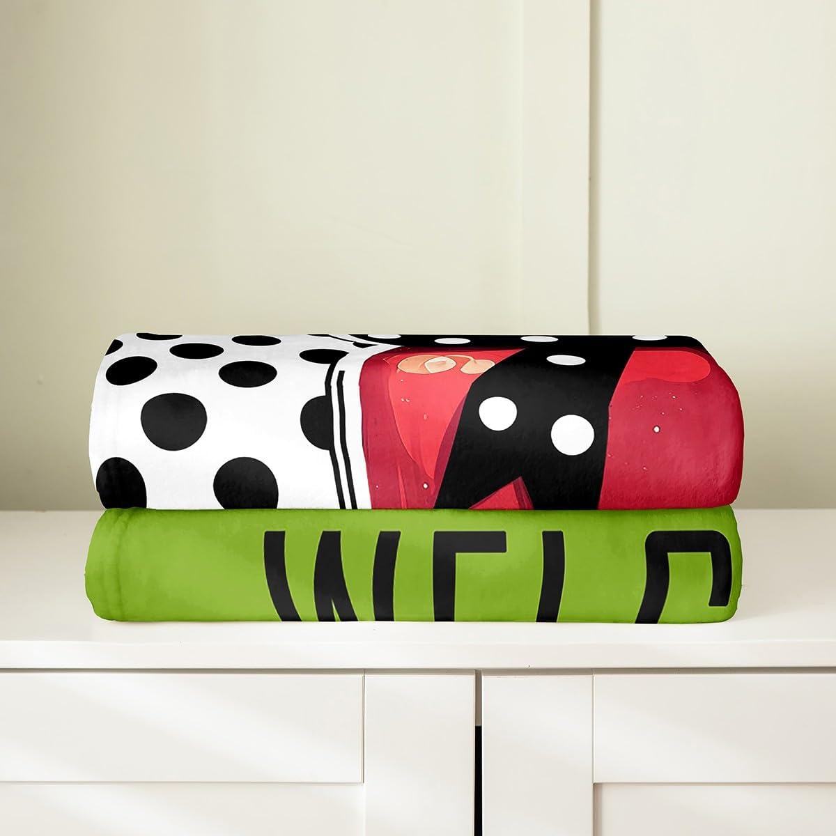 Red Apple Fleece Blanket,Sweet Fruit Graffiti School Theme Bed Blanket for Kids Teens,Cute Polka Dots Princess Bowknot Flannel Blanket for Room Decor,Queen 90"x90"