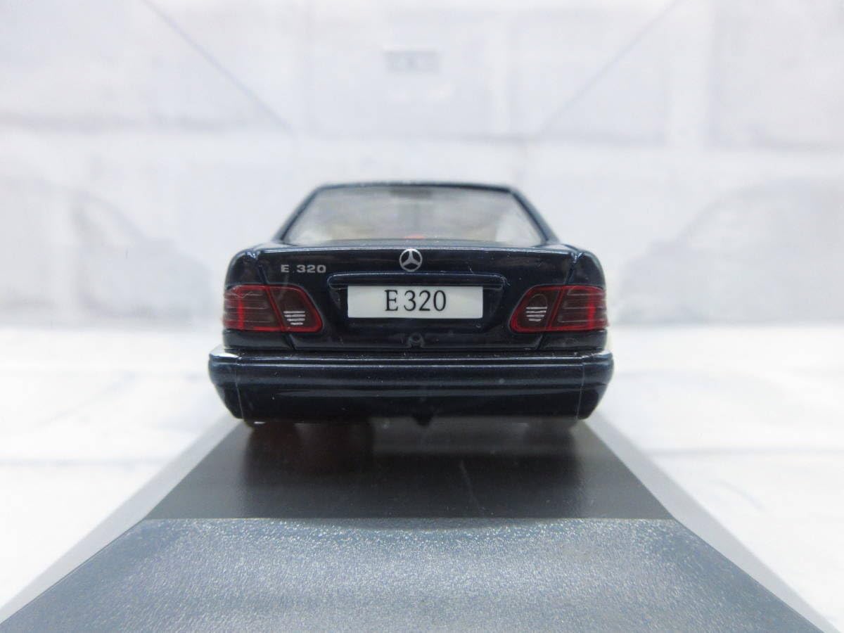Amazon | ミニカー 1/43 メルセデスベンツ Eクラス E320 エレガンス