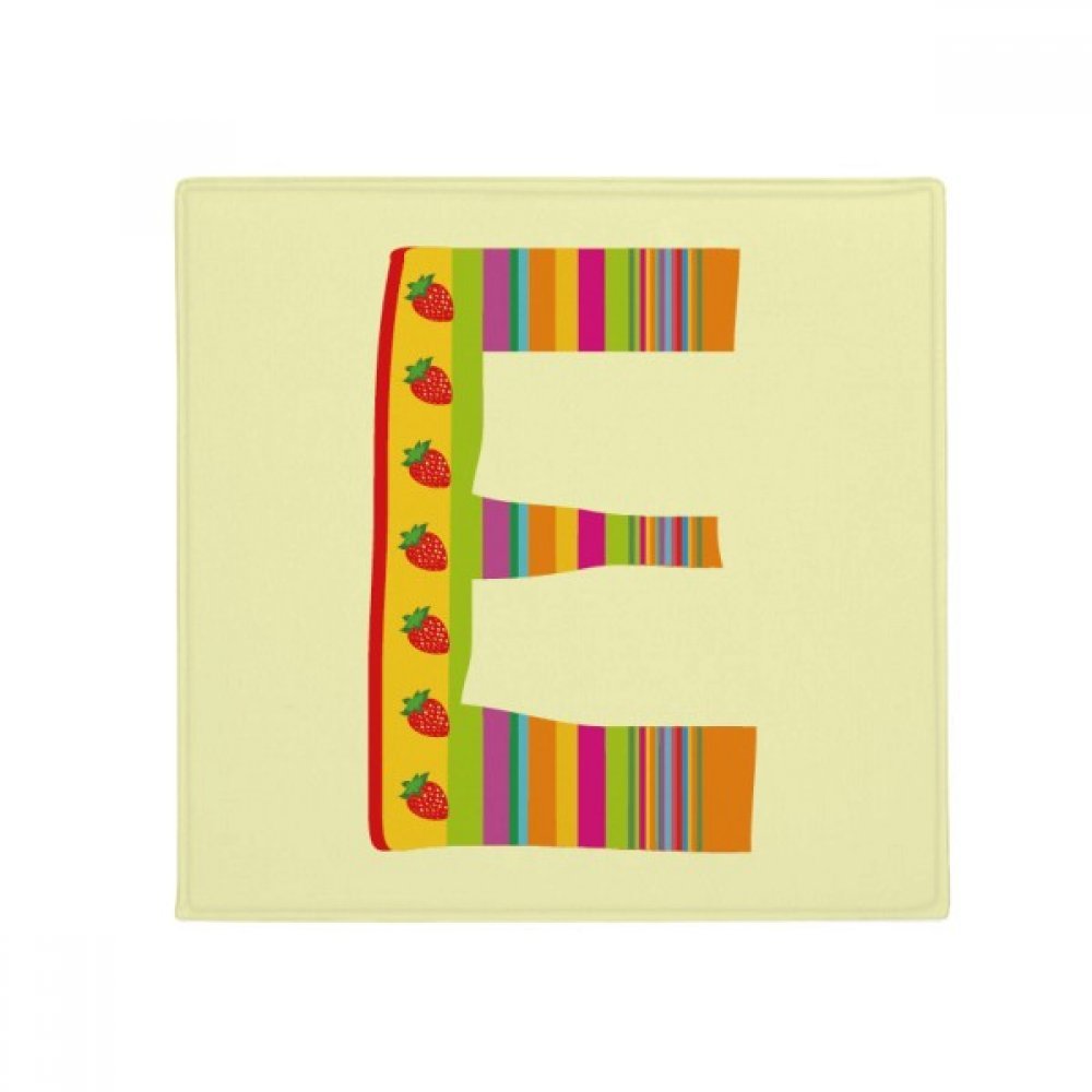 Tapis pour animaux alphabet fraise 50x50 cm antidérapant pour le salon