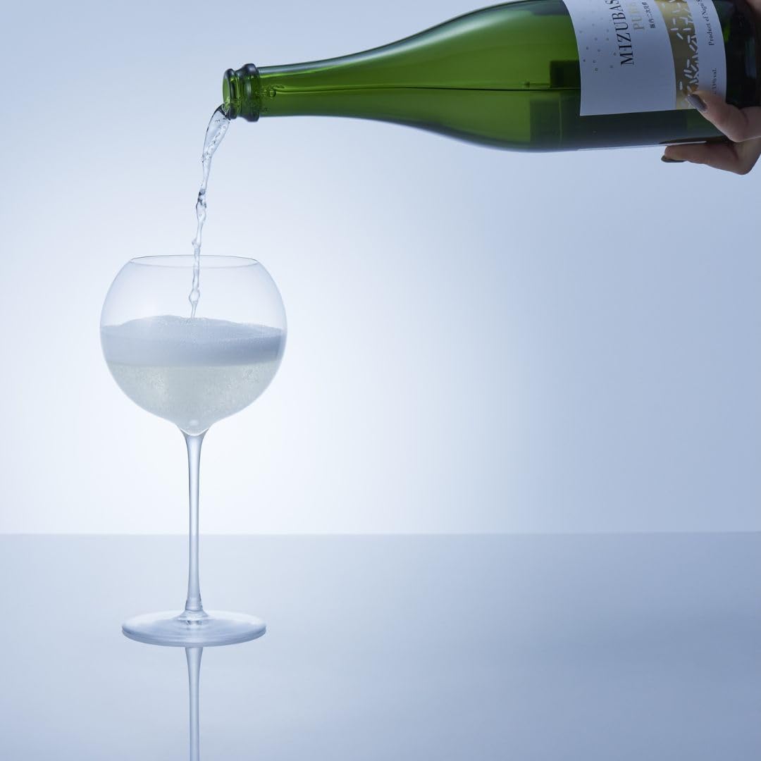 2021年IWC最高賞　世界一の日本酒スパークリング　水芭蕉2009 豪華箱入り 2021年IWC最高賞 世界一の日本酒スパークリング 水芭蕉2009 豪華