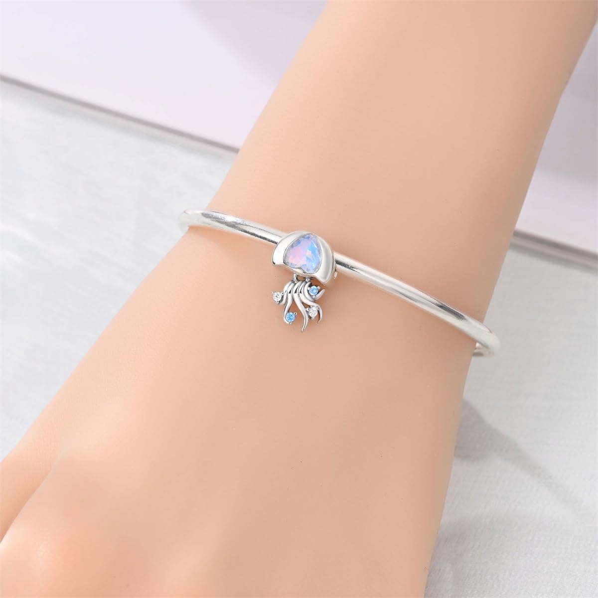 HONGRUI 925 Sterling Silver Charm for Bracelets Necklace Fashion Heart Bow Flower Family Butterfly Pendant Bead Charm for Women Festival jewelry gifts - Image 2