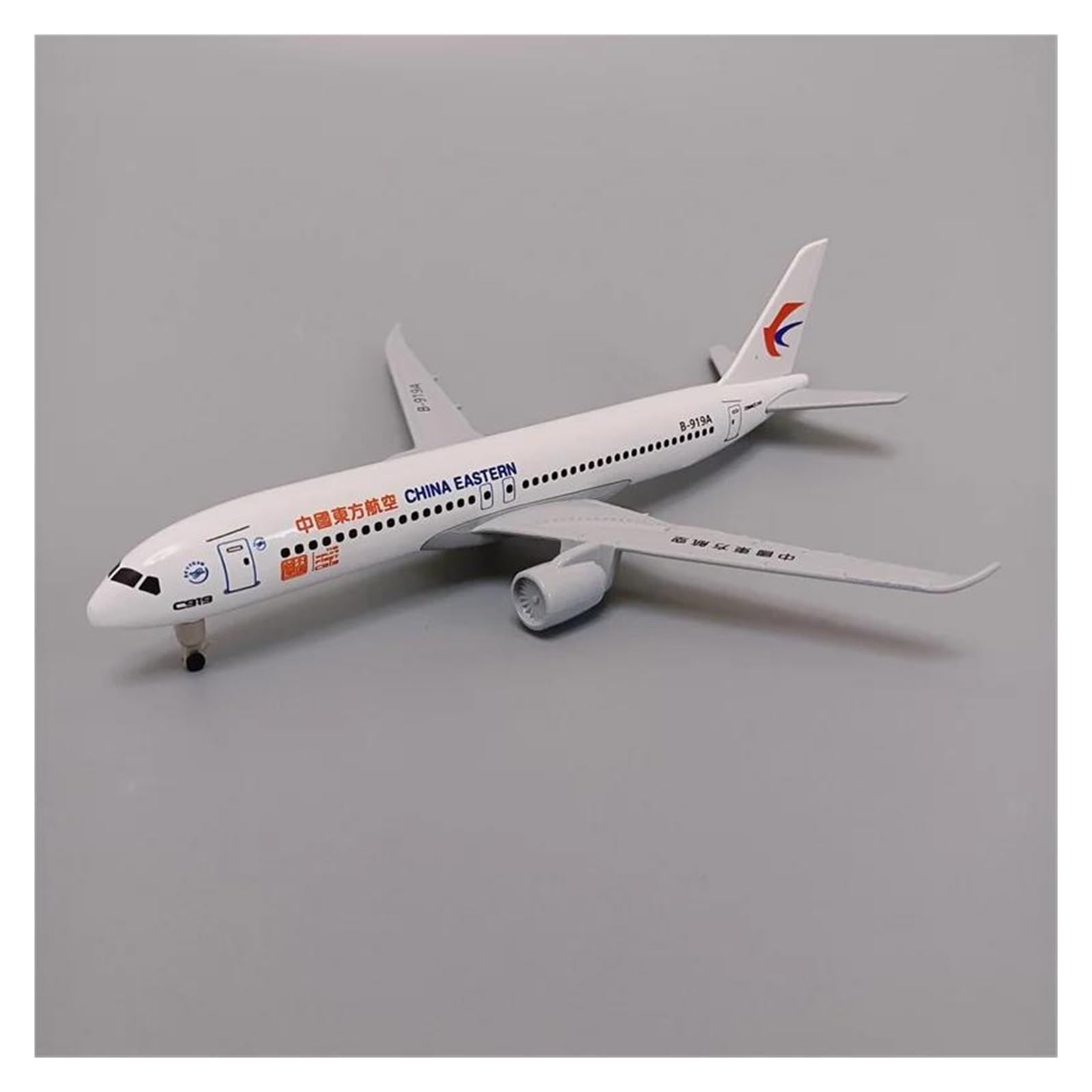Modello Aereo Pressofuso Per Aviazione C919 19 Cm Commerciale Cinese Orientale Ornamenti Per Carrello Atterraggio Modello di Aereo in lega