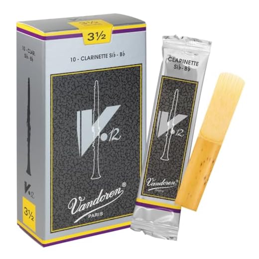 Vandoren CR1935 Bb Clarinet V.12 Reeds Strength 3.5; Box of 10