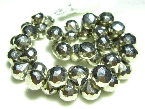 Pyrite grise briolette AAA 8mm pour remplacer les pierres ternes de vos bijoux
