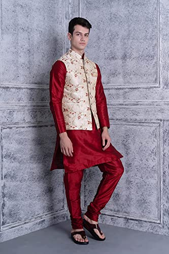 Image of Uri and MacKenzie Men's Silk Blend Kurta Pyjama with Stylish Embroidered Ethnic Jacket