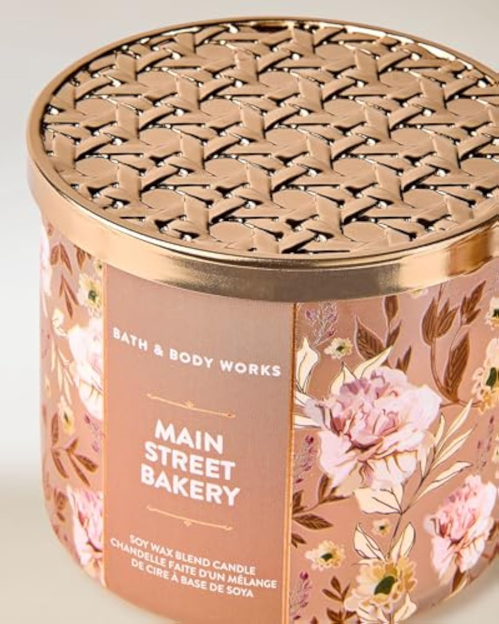 Mainstreet Bakery 3-Wick Candle, Long-Lasting Home Fragrance