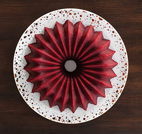 Image of Nordic Ware Brilliance Bundt, 10 Cup, Gold (Pack of 3)