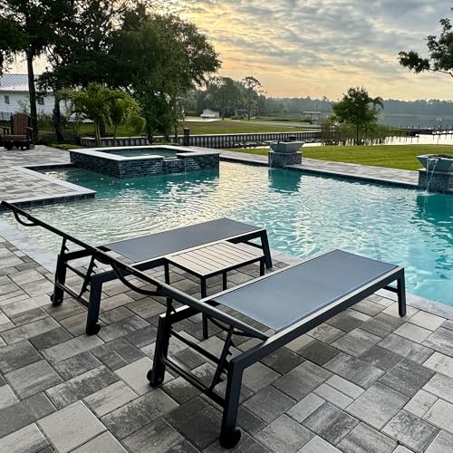 Purple Leaf Patio Lounge Set with Wheels and Table