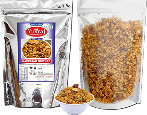 Image of Yuvraj bikaneri namkeen Combo of snacks Pack of 5 (200 gm x 5)