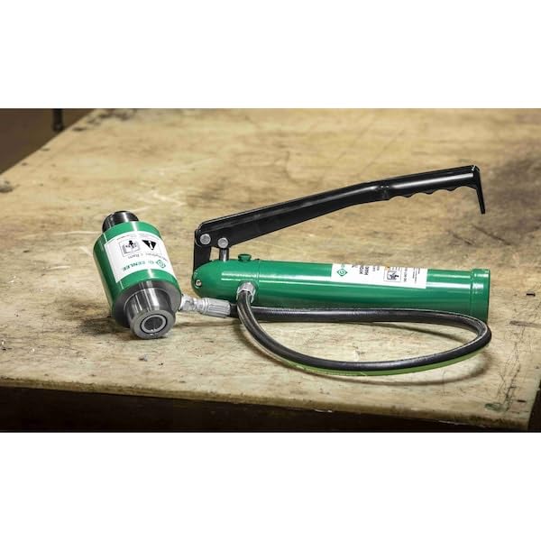 Amazon.co.jp: Greenlee 7646 Ram and Hand Pump Hydraulic Driver Kit