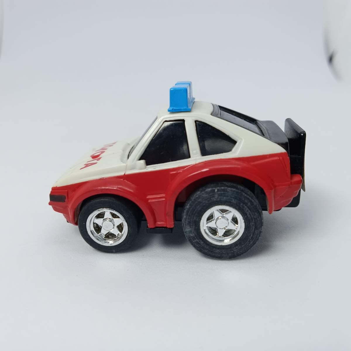 Amazon.co.jp: Choro Q Celica XX 20th Special New Q (Old) Car
